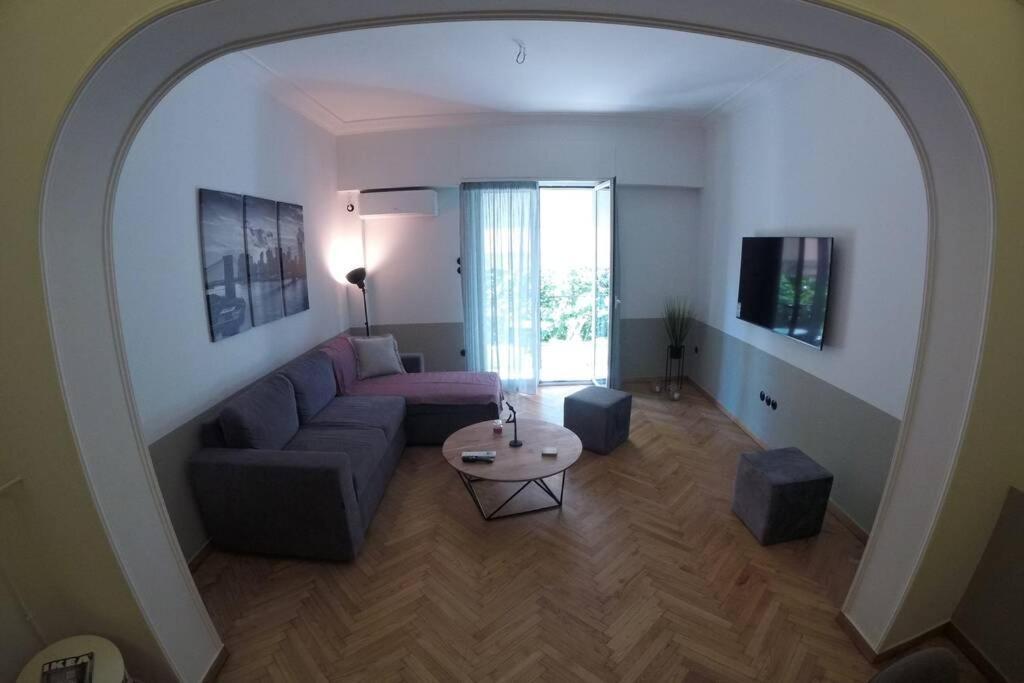 Acropolis View Huge Apartment - Centrally Located Atenas Exterior foto